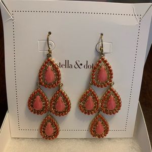 Stella & Dot Chandelier earrings